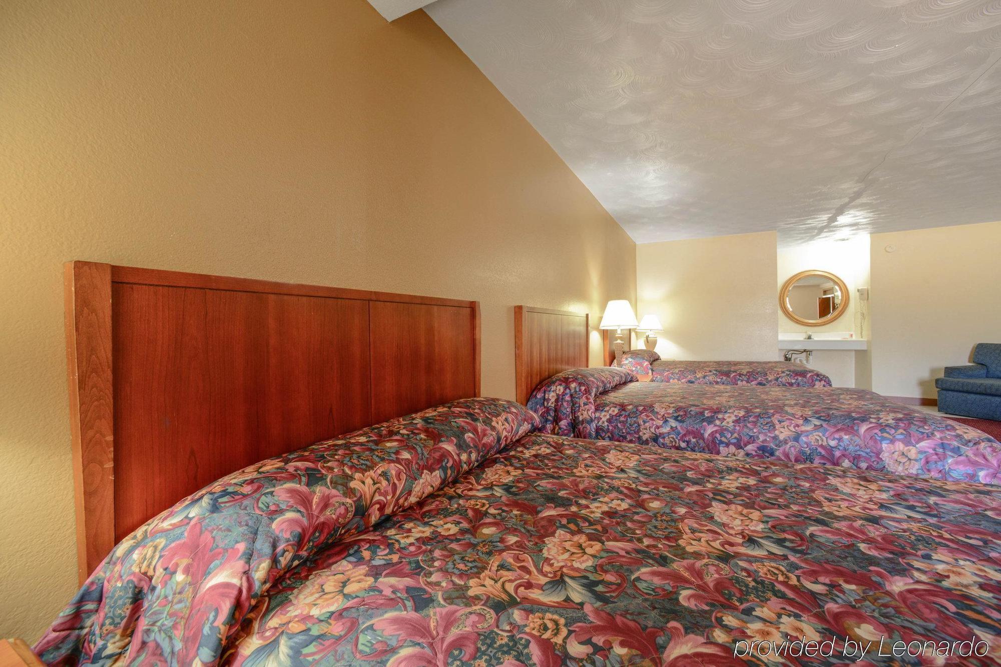Econo Lodge Inn & Suites Карбондейл Екстер'єр фото