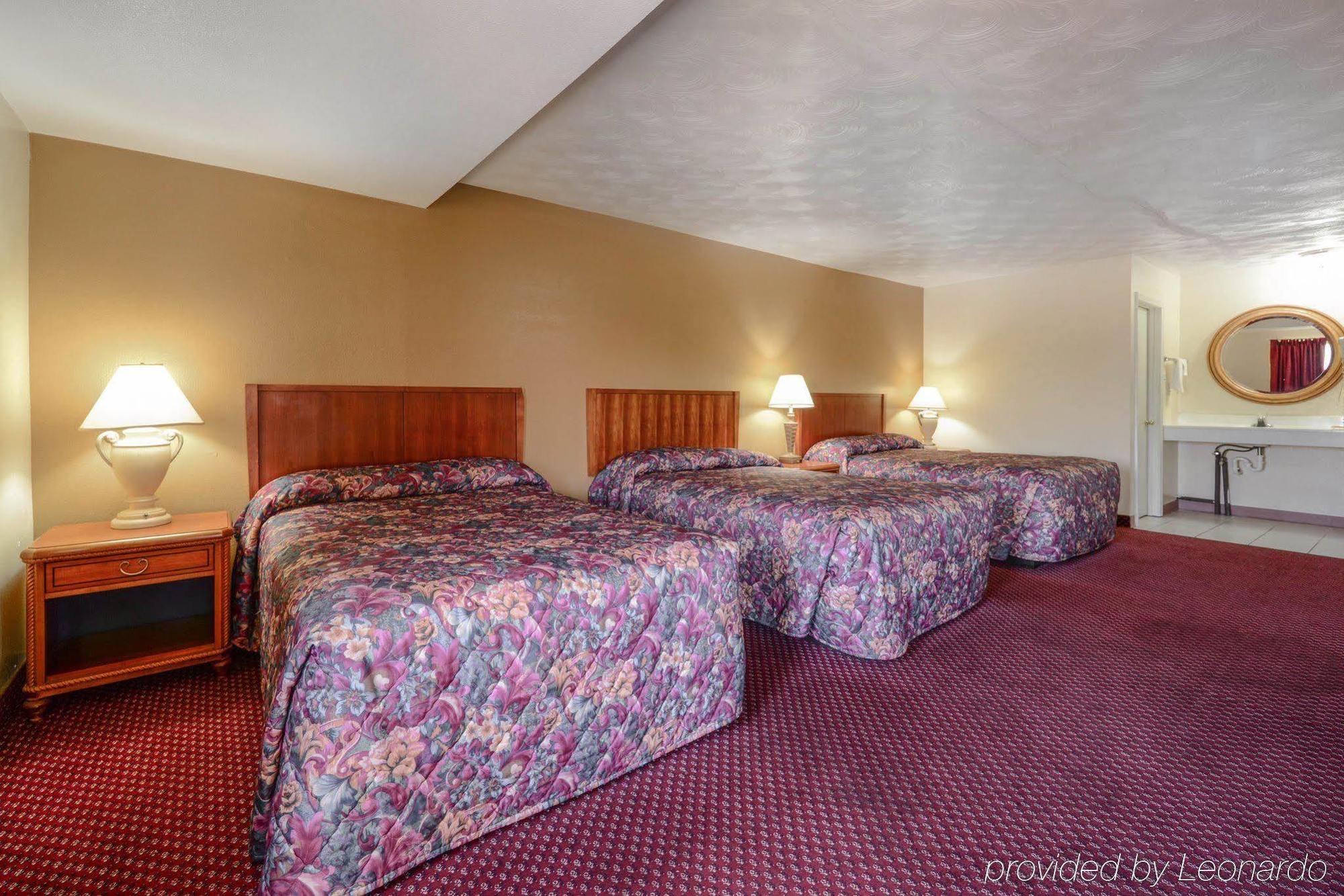 Econo Lodge Inn & Suites Карбондейл Екстер'єр фото