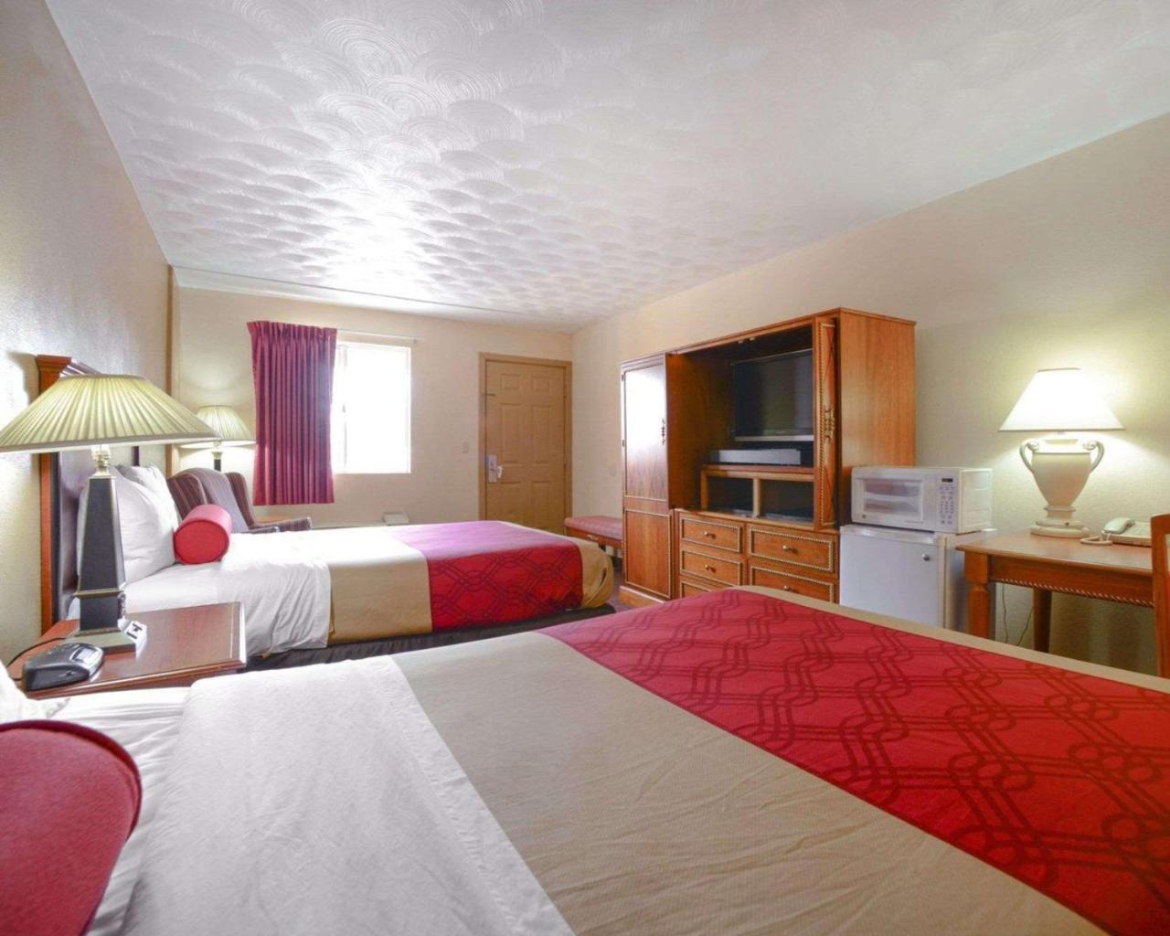 Econo Lodge Inn & Suites Карбондейл Екстер'єр фото